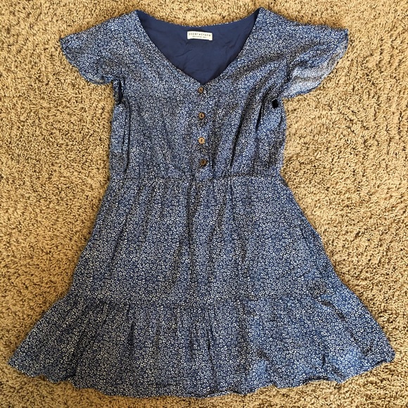 Paper Crane Dresses & Skirts - Worn Once Floral Summer Dress